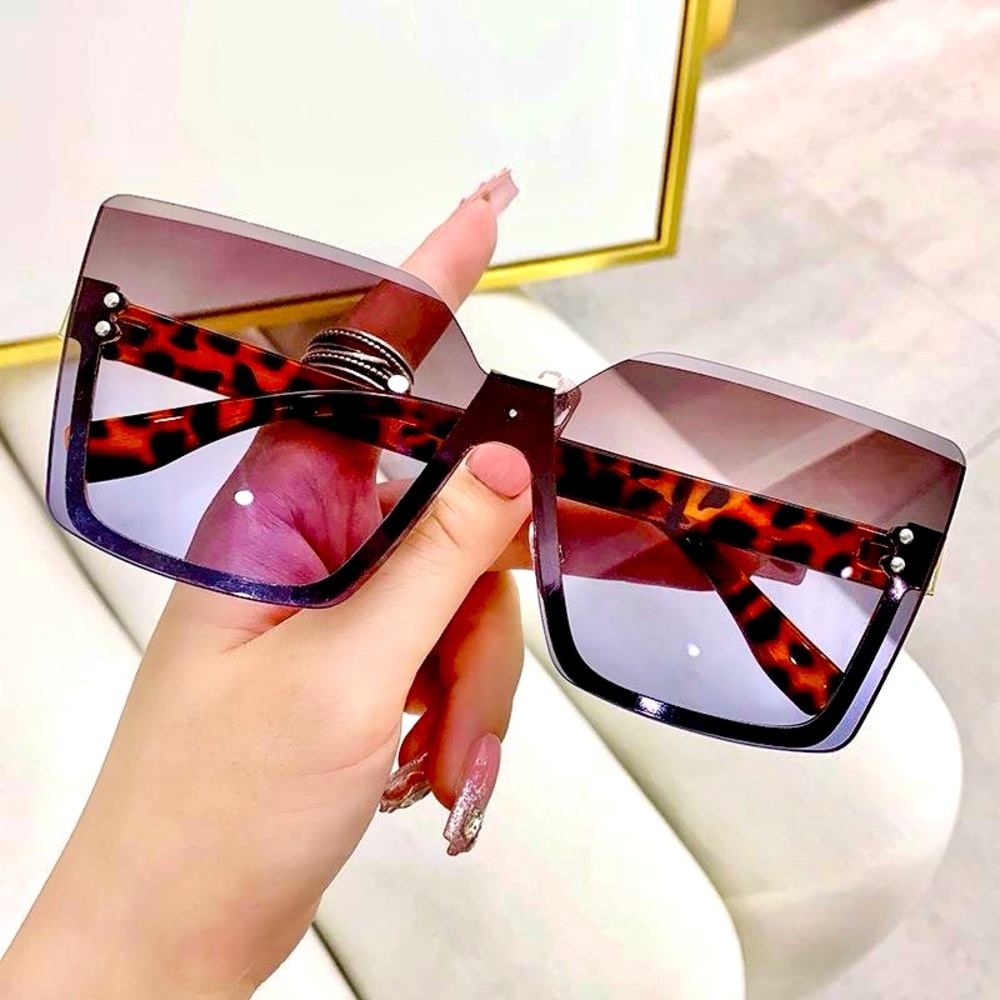 2024 Trendy Oversized Sunglasses, Eyewear for women, Fashion Sunglasses